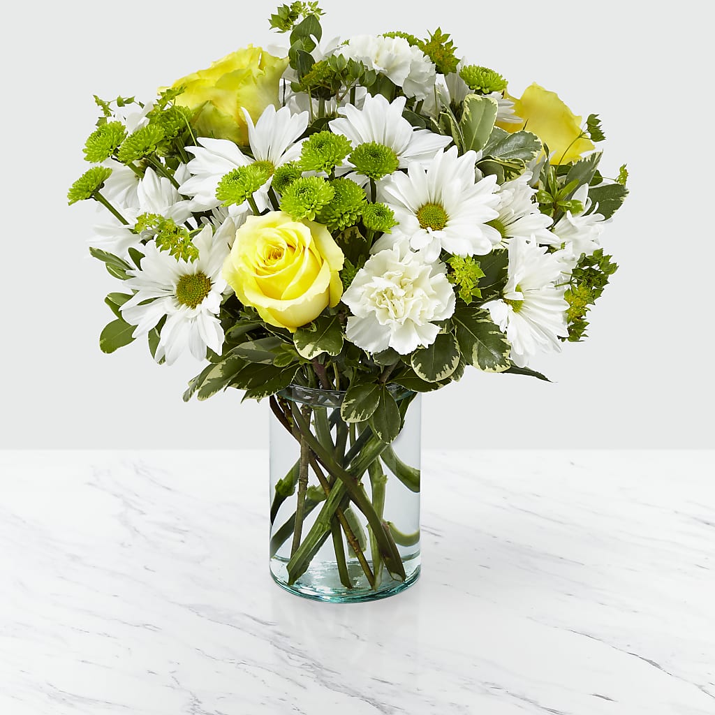 Happy Day Bouquet – Greenwich Blooms Florist Inc, Greenwich CT