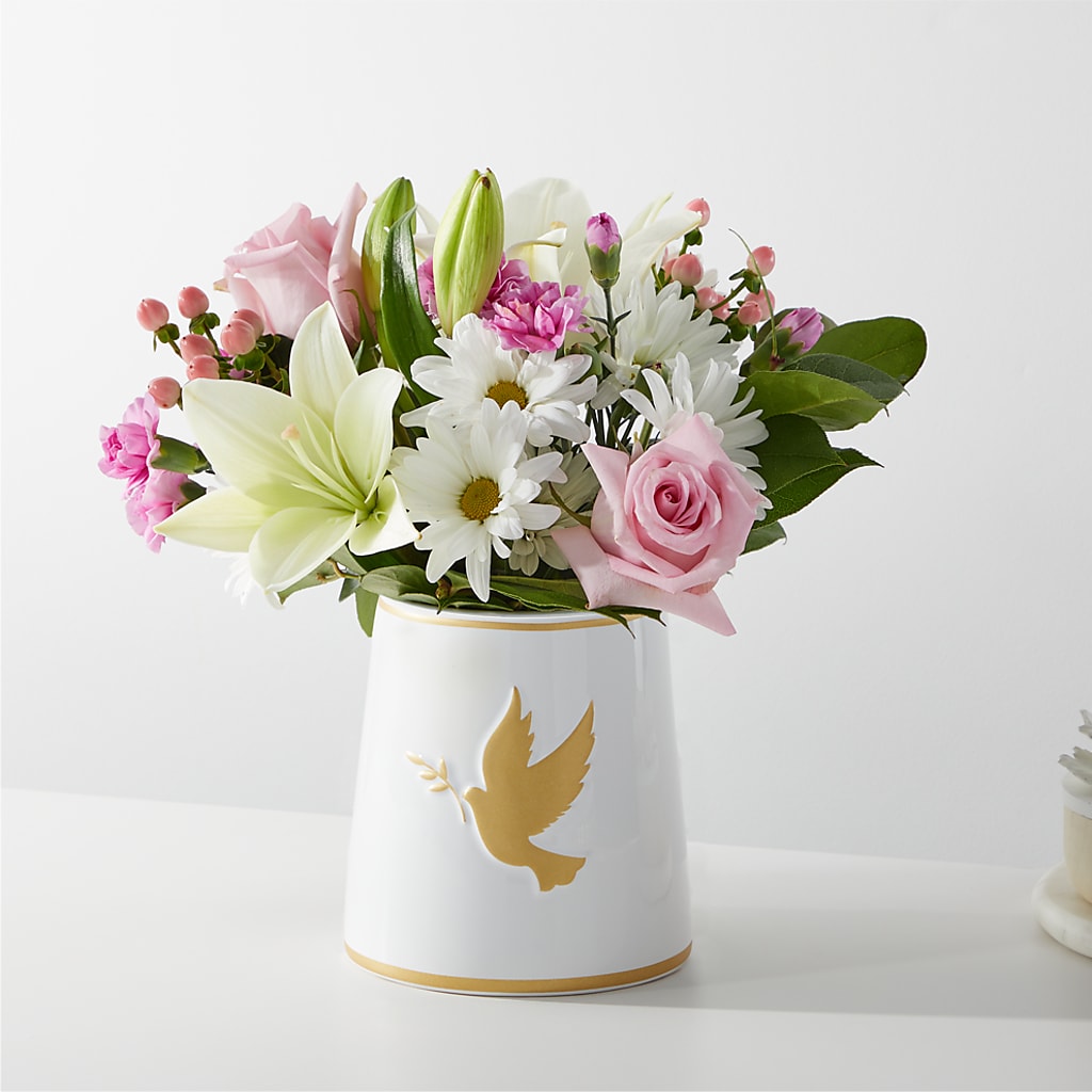Meaningful Memories Bouquet – Greenwich Blooms Florist Inc, Greenwich CT