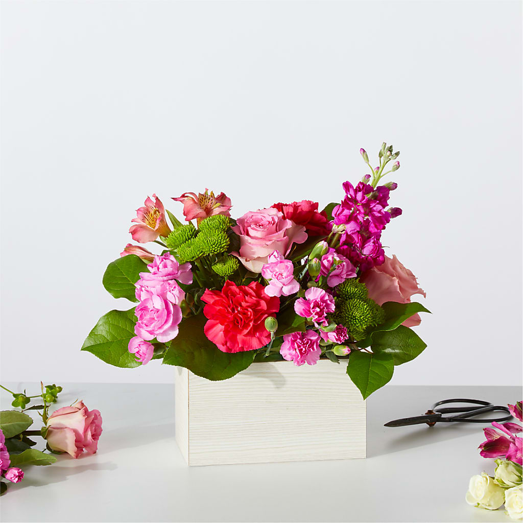 Sweetberry Box – A Florist Original – Greenwich Blooms Florist Inc, Greenwich CT