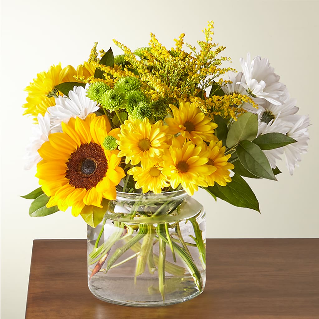 Hello Sunshine Bouquet – Greenwich Blooms Florist Inc, Greenwich CT