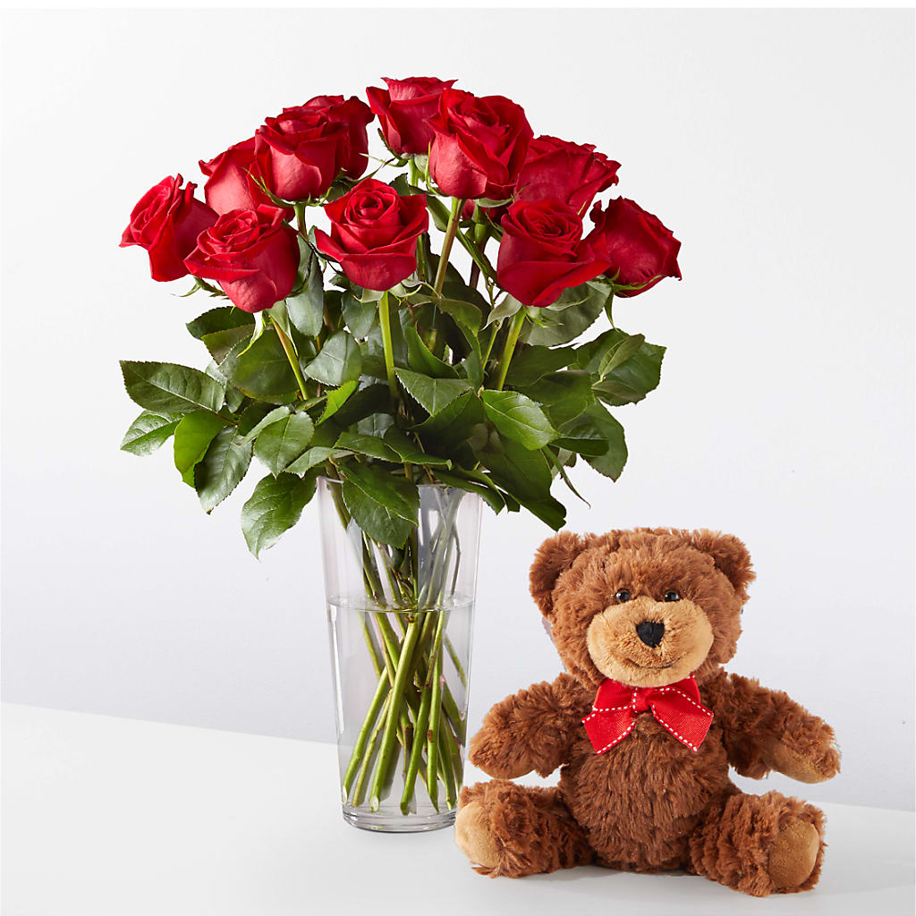 Romantic Long Stem Red Rose Bouquet Bundles – Greenwich Blooms Florist Inc, Greenwich CT