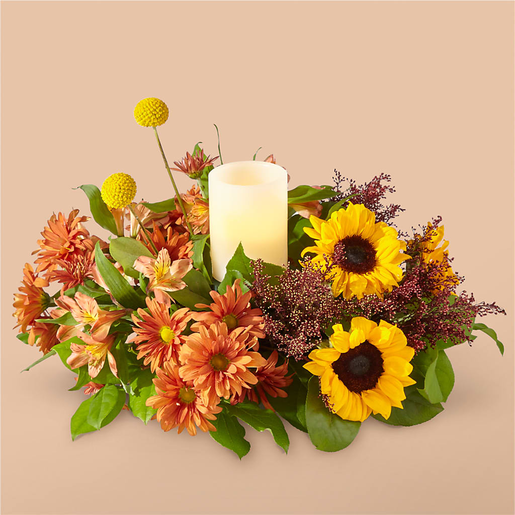 Honey Spark Centerpiece – Greenwich Blooms Florist Inc, Greenwich CT