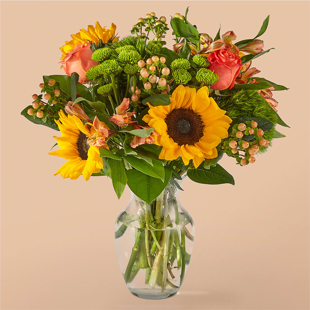 Goldie Bouquet – Greenwich Blooms Florist Inc, Greenwich CT
