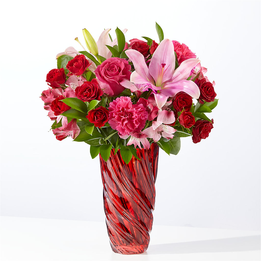 In Love Bouquet with Luxe Swirl Vase – Greenwich Blooms Florist Inc, Greenwich CT
