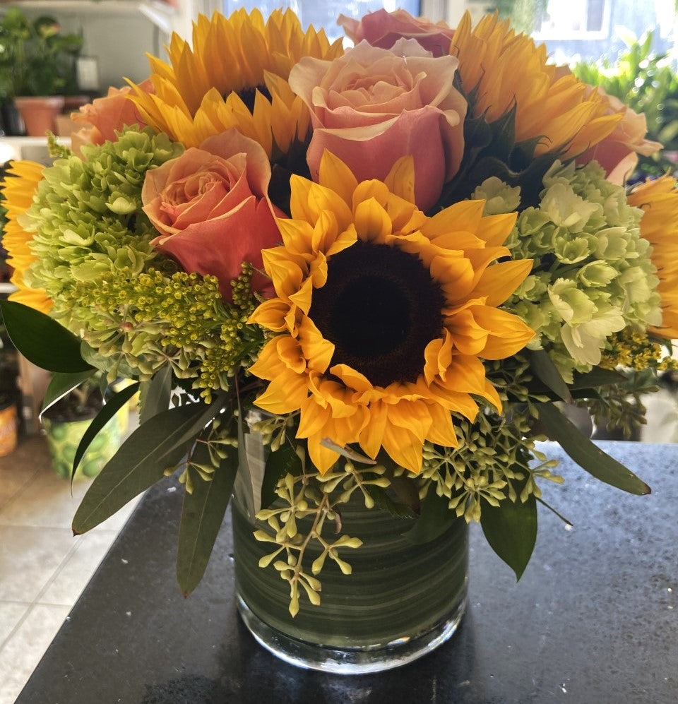 Peachy – Greenwich Blooms Florist Inc, Greenwich CT