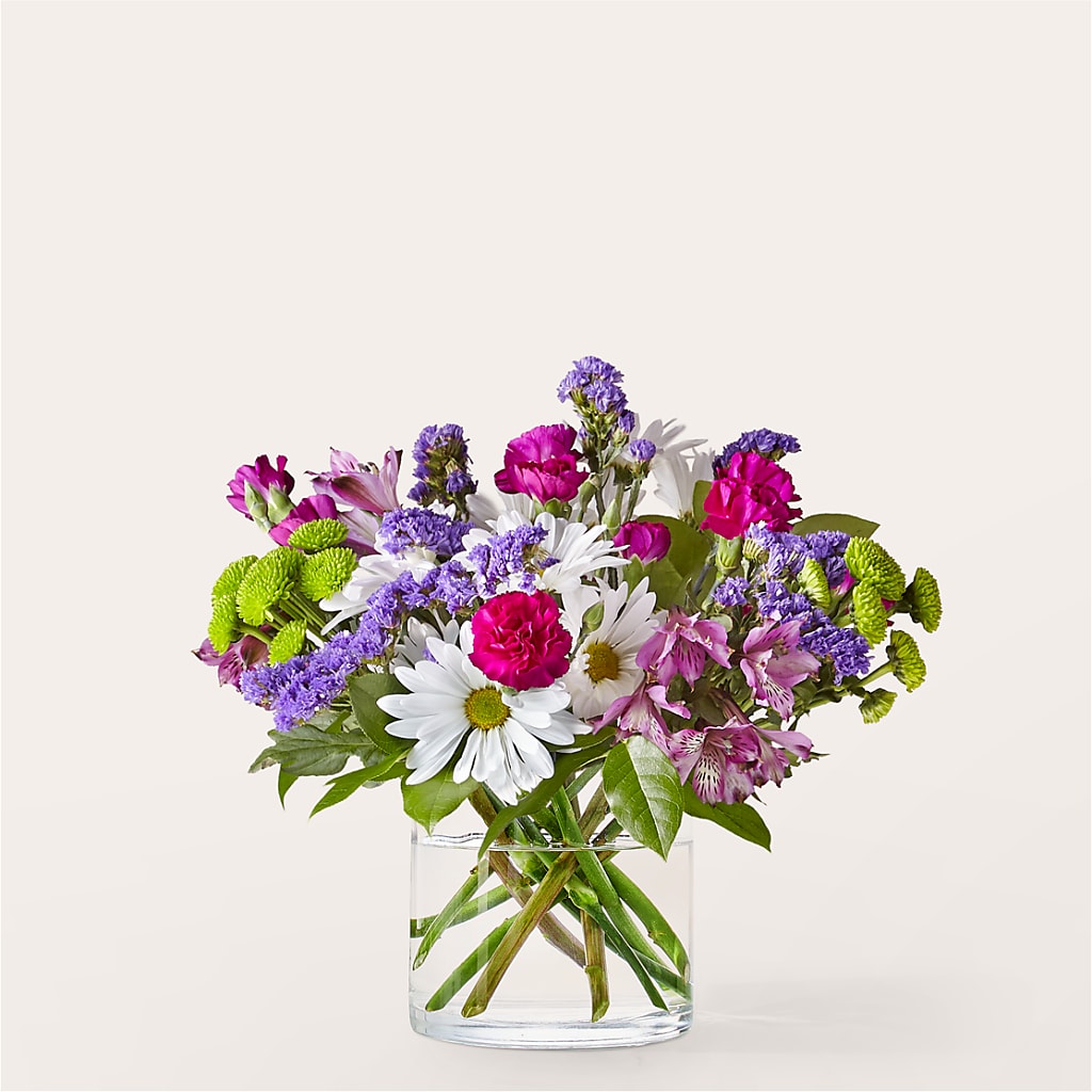 Wild Berry Bouquet – Greenwich Blooms Florist Inc, Greenwich CT