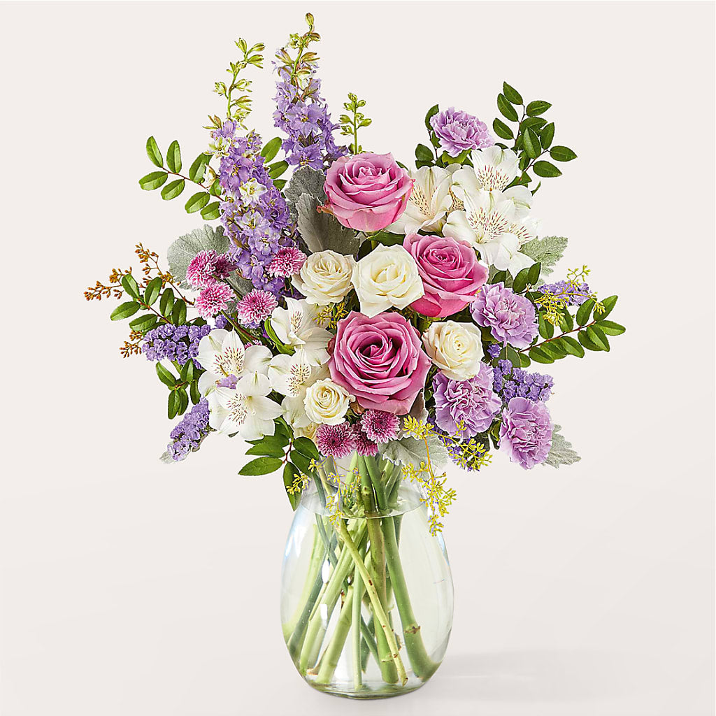 Lucky Me Bouquet – Greenwich Blooms Florist Inc, Greenwich CT