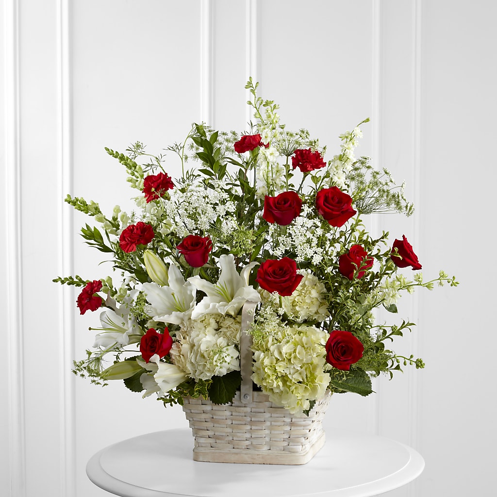 In Loving Memory Arrangement – Greenwich Blooms Florist Inc, Greenwich CT