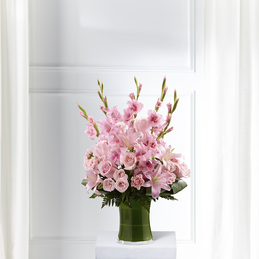 Lovely Tribute Bouquet – Greenwich Blooms Florist Inc, Greenwich CT