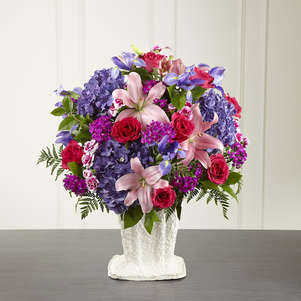 We Fondly Remember Arrangement – Greenwich Blooms Florist Inc, Greenwich CT