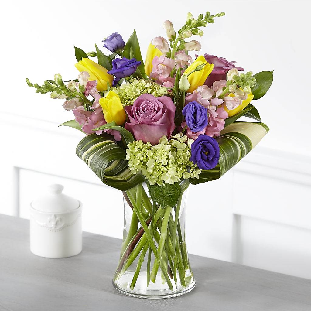 Wondrous Memories Bouquet – Greenwich Blooms Florist Inc, Greenwich CT