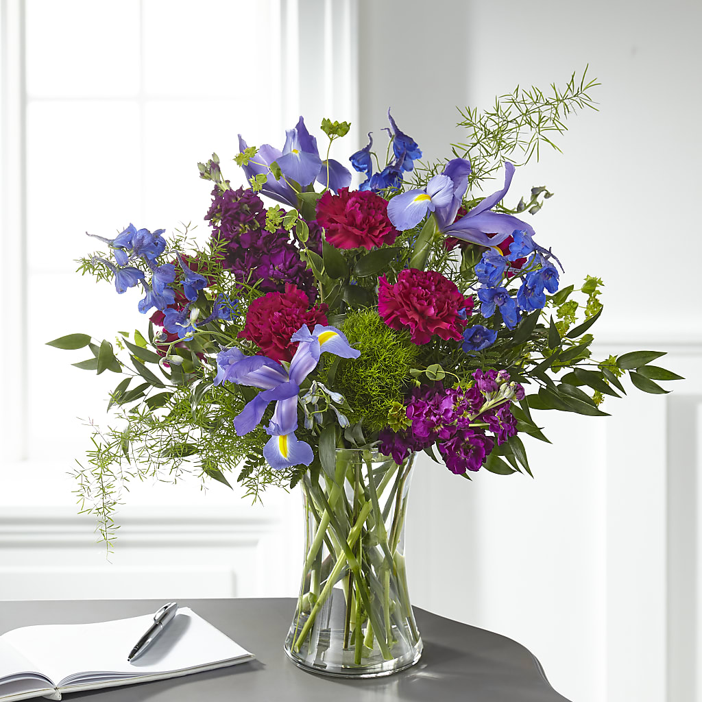 Giving Grace Bouquet – Greenwich Blooms Florist Inc, Greenwich CT