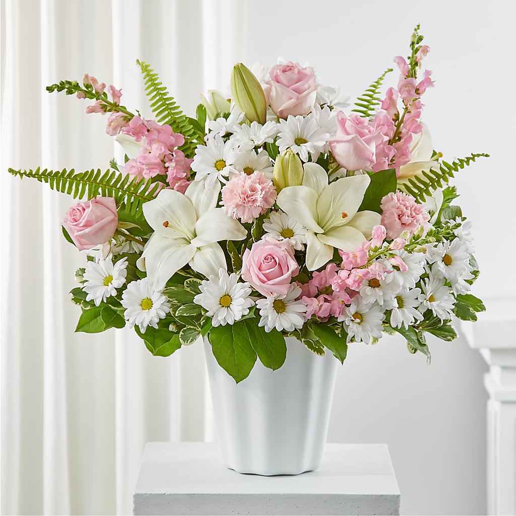 Soft Touch Tabletop Basket – Greenwich Blooms Florist Inc, Greenwich CT