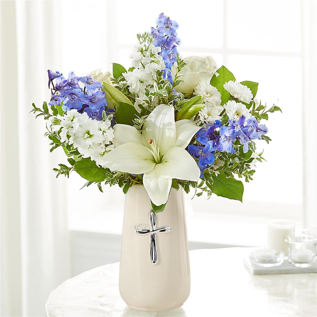 Heavenly Blossoms Bouquet – Greenwich Blooms Florist Inc, Greenwich CT