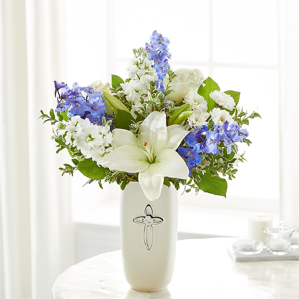 Heavenly Blossoms Bouquet – Greenwich Blooms Florist Inc, Greenwich CT