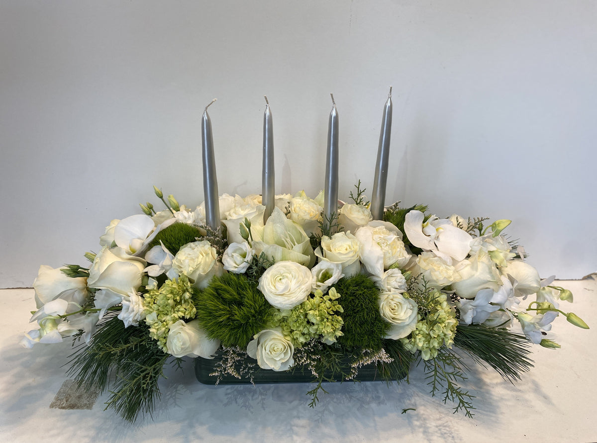 Snow White Centerpiece – Greenwich Blooms Florist Inc, Greenwich CT