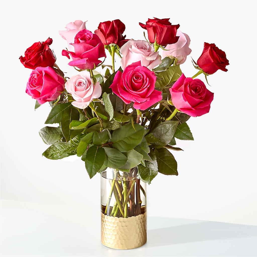 Love Notes Rose Bouquet – Greenwich Blooms Florist Inc, Greenwich CT