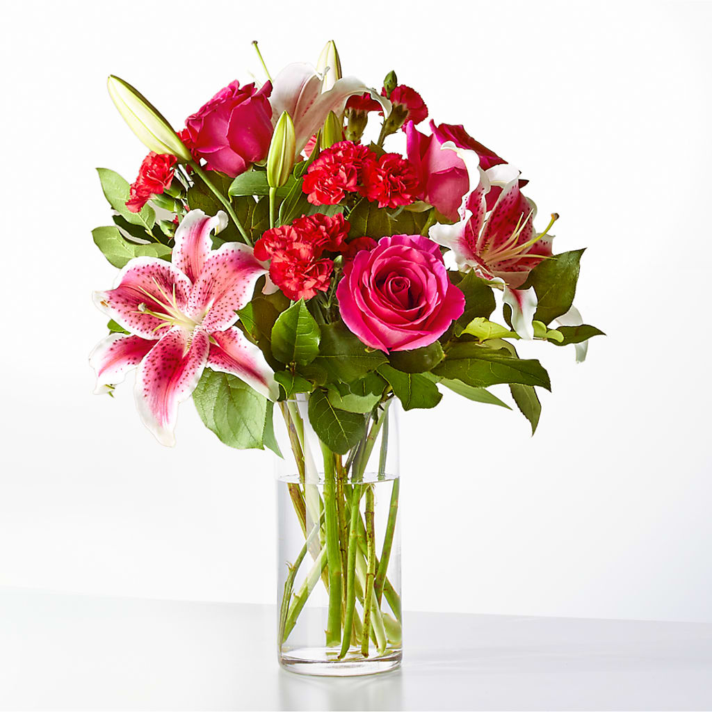 Love at First Sight Bouquet – Greenwich Blooms Florist Inc, Greenwich CT