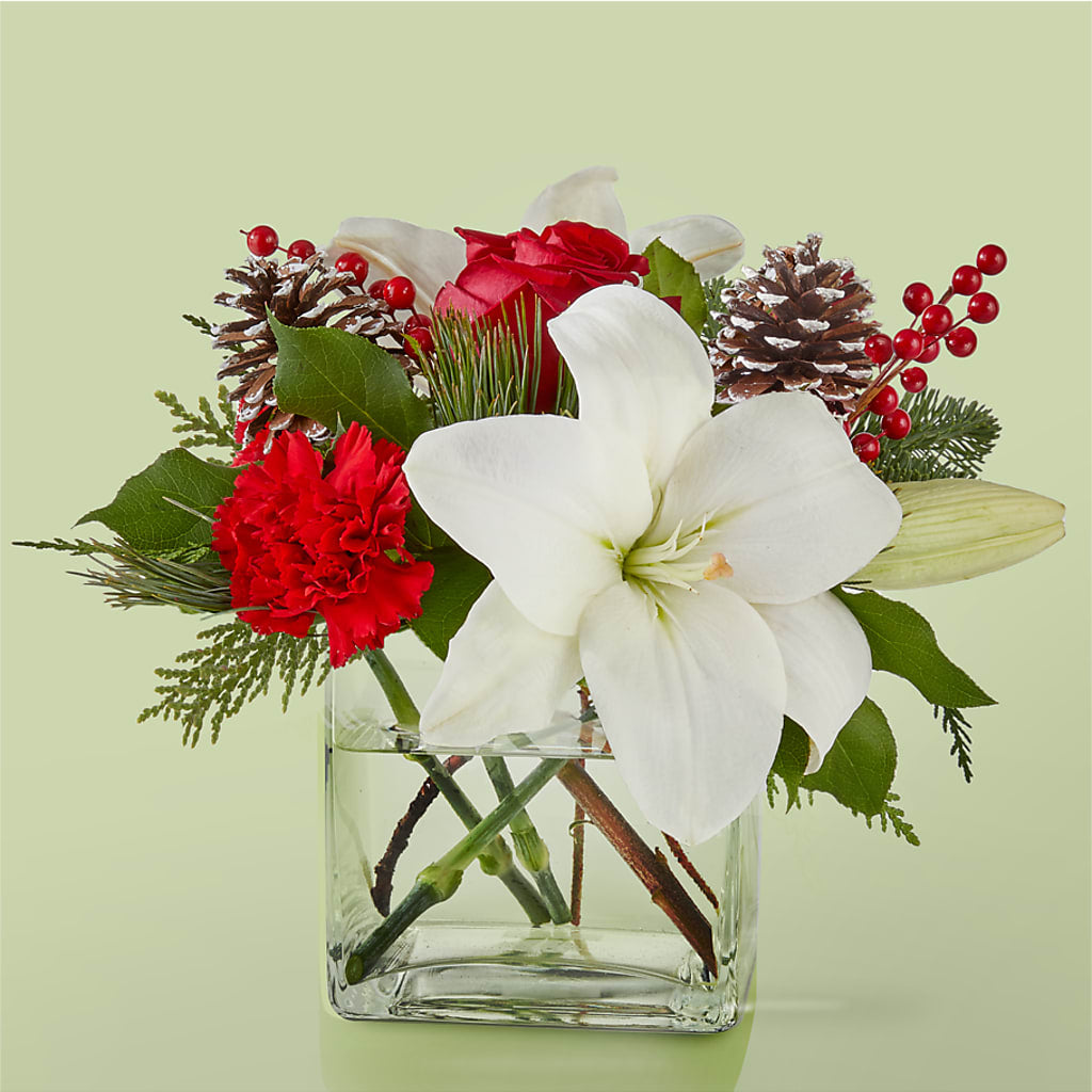 Glistening Icicles Bouquet – Greenwich Blooms Florist Inc, Greenwich CT