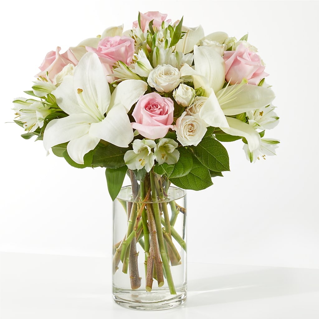 Kindhearted Bouquet – Greenwich Blooms Florist Inc, Greenwich CT