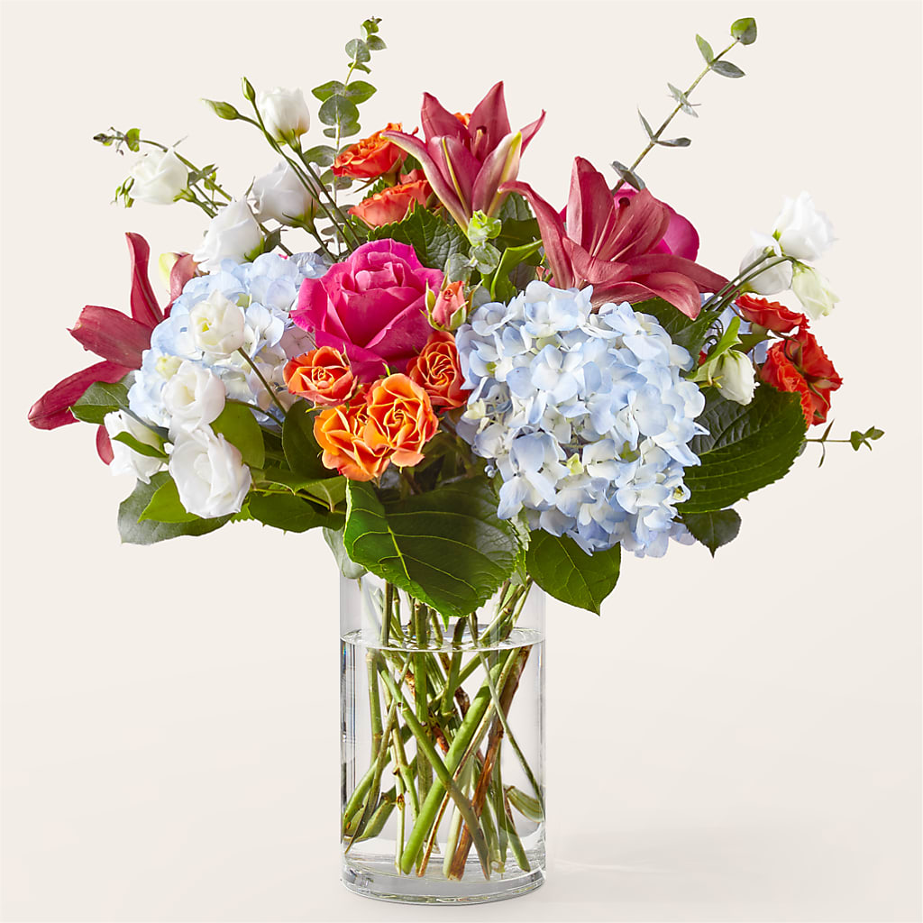 Awestruck Luxury Bouquet – Greenwich Blooms Florist Inc, Greenwich CT