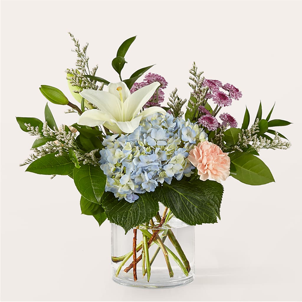 Slow Mornings Bouquet – Greenwich Blooms Florist Inc, Greenwich CT