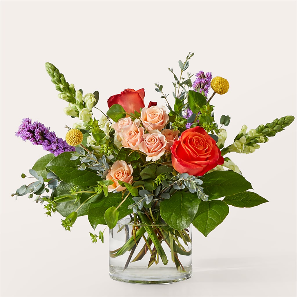 The Standout Bouquet – Greenwich Blooms Florist Inc, Greenwich CT