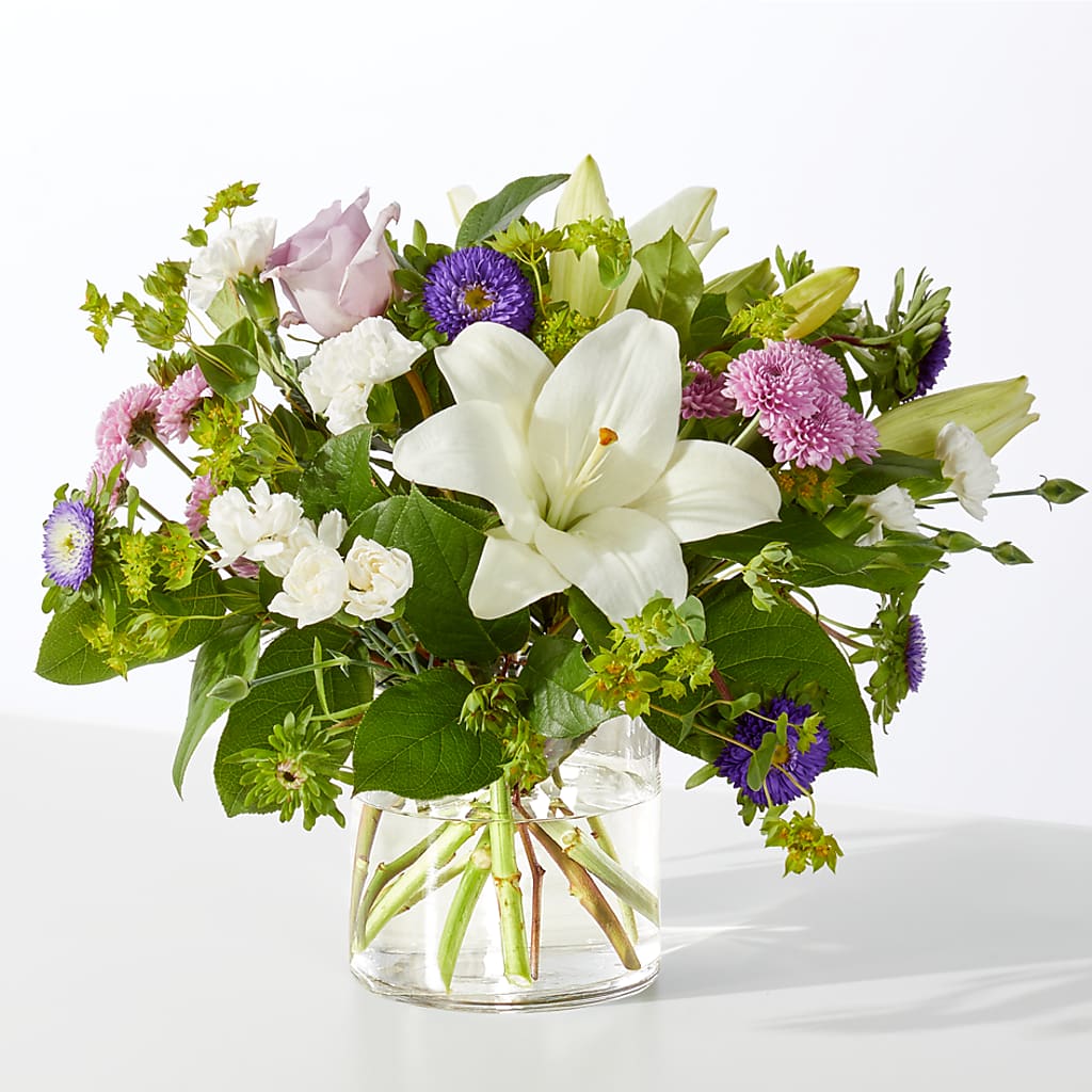 April Showers Bouquet – Greenwich Blooms Florist Inc, Greenwich CT