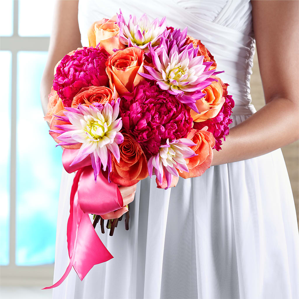 New Love Bouquet – Greenwich Blooms Florist Inc, Greenwich CT