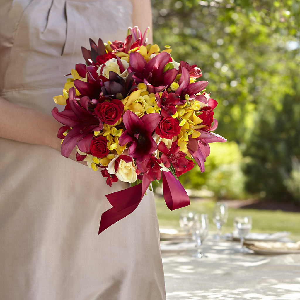 Sunningdale Bouquet – Greenwich Blooms Florist Inc, Greenwich CT