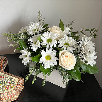 Fresh Linen Box Bouquet –  Greenwich Blooms Florist Inc, Greenwich CT