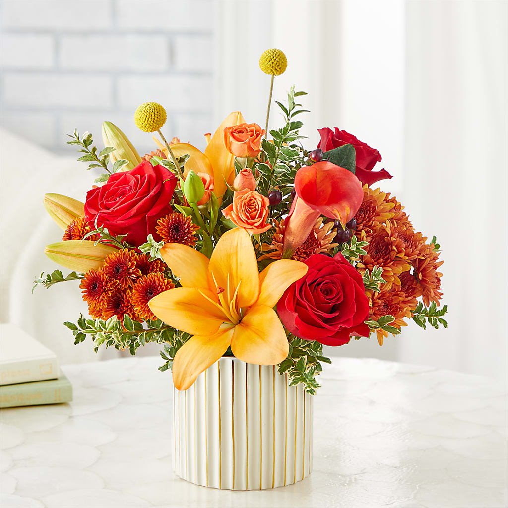Scarlet Skies Bouquet –  Greenwich Blooms Florist Inc, Greenwich CT