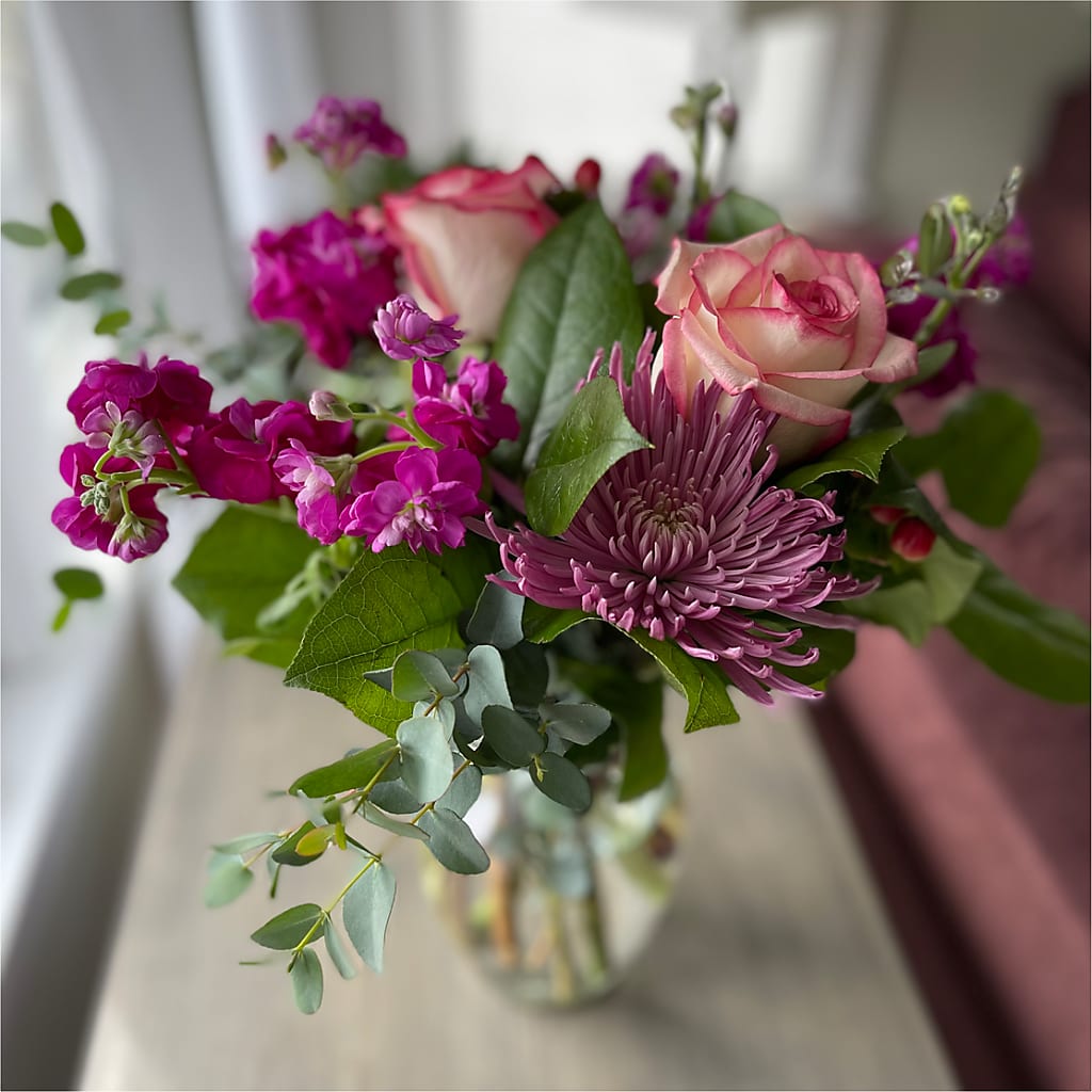 Sunday Morning Bouquet –  Greenwich Blooms Florist Inc, Greenwich CT