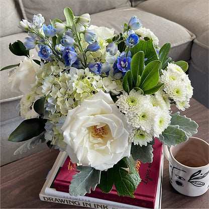 Clear Skies Bouquet –  Greenwich Blooms Florist Inc, Greenwich CT