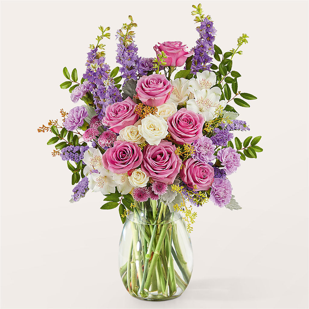Lucky Me Bouquet –  Greenwich Blooms Florist Inc, Greenwich CT