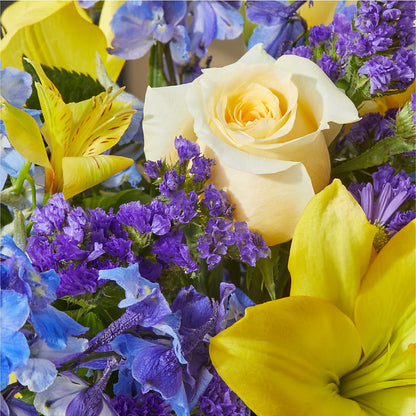 Limoncello Bouquet –  Greenwich Blooms Florist Inc, Greenwich CT