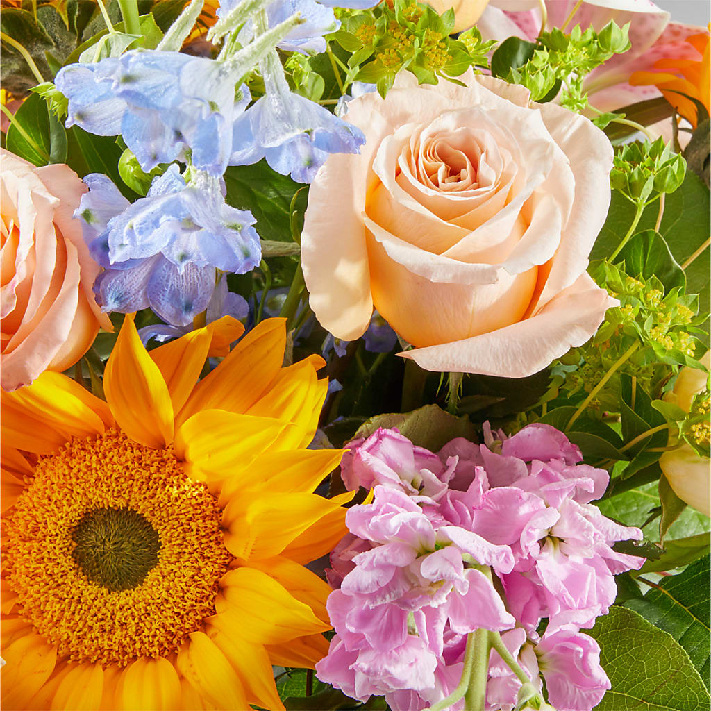 Dreamy Meadows Bouquet –  Greenwich Blooms Florist Inc, Greenwich CT