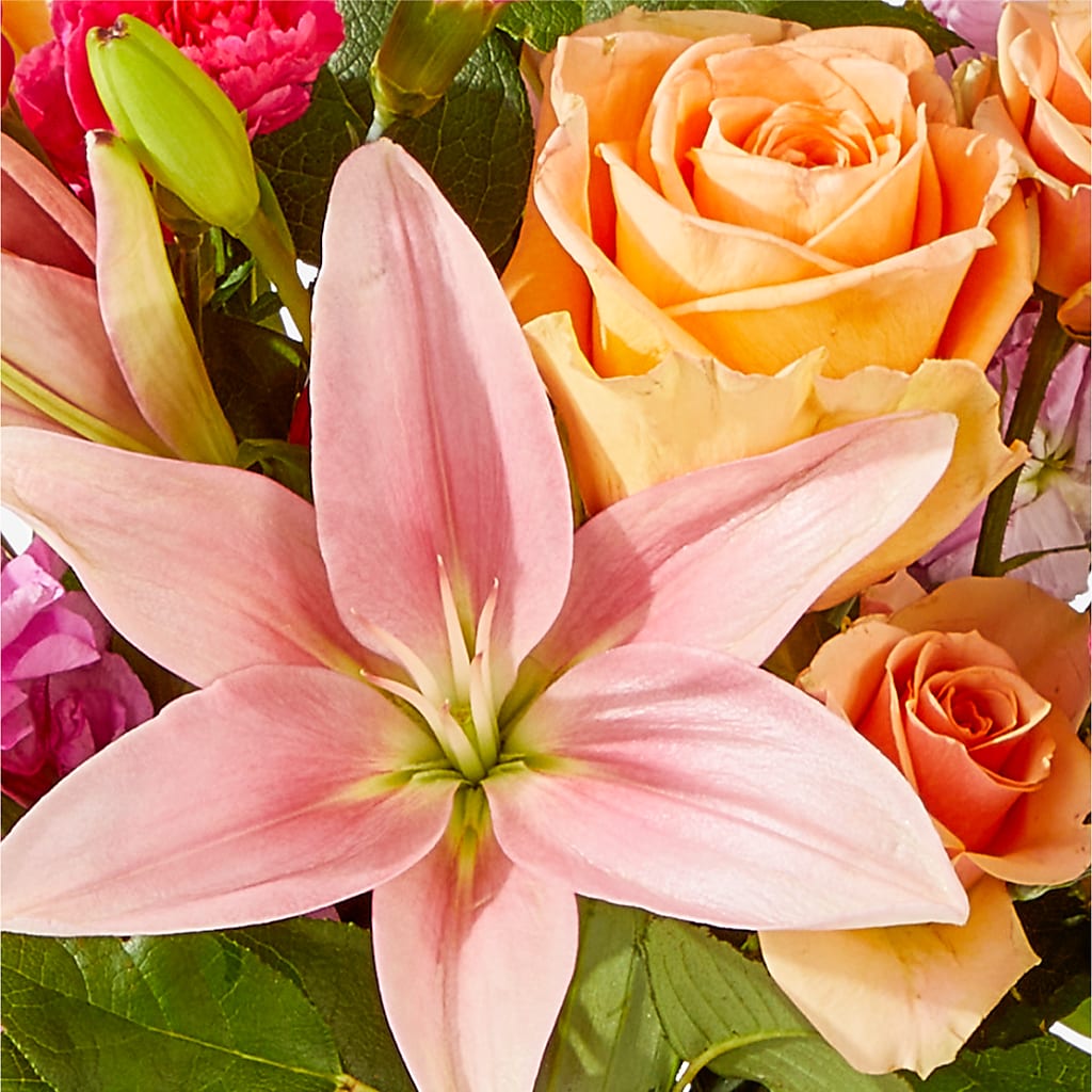 Bisous Bouquet –  Greenwich Blooms Florist Inc, Greenwich CT