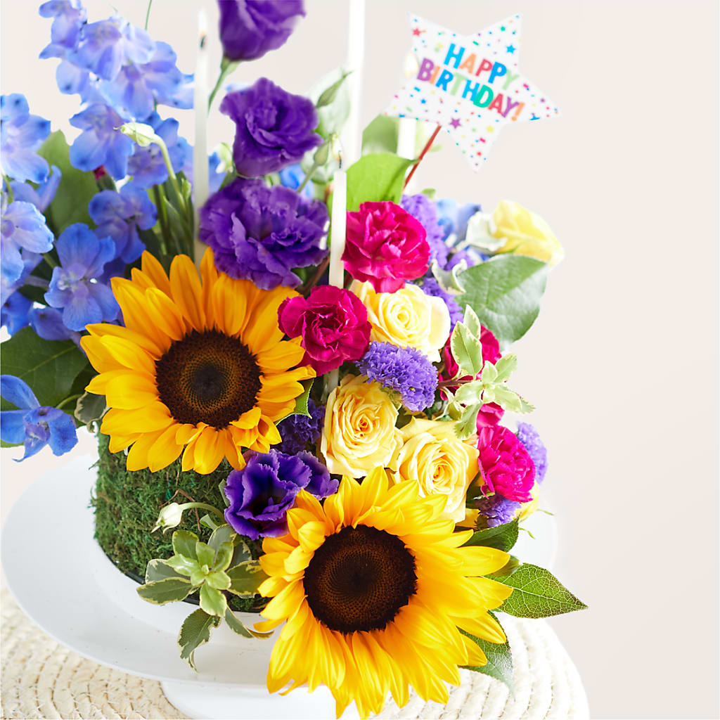 Star of the Day Floral Cake –  Greenwich Blooms Florist Inc, Greenwich CT